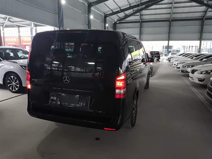 Фото 7 - Mercedes-Benz Vito