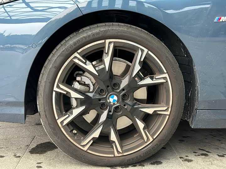 Фото 17 - BMW 2 Series