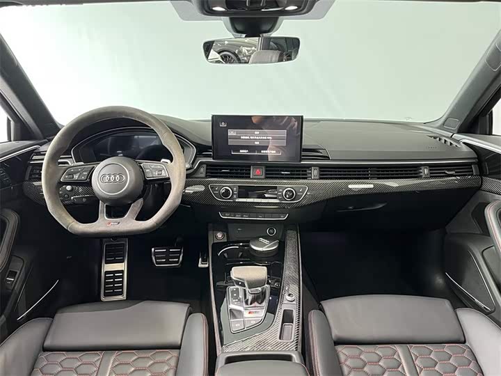 Фото 6 - Audi RS 4