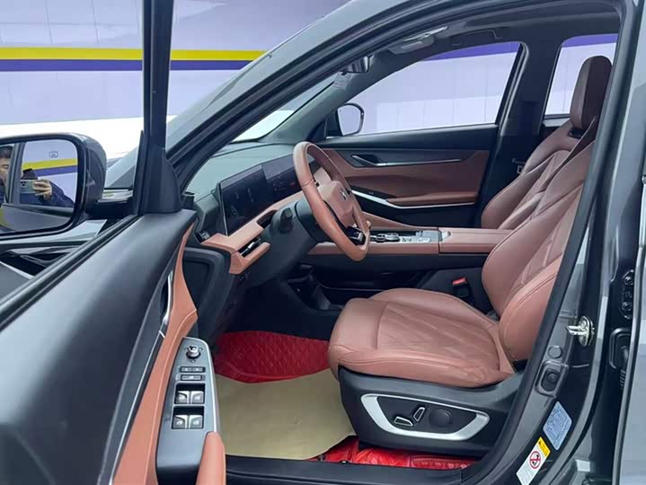 Фото 9 - Changan CS75 Plus