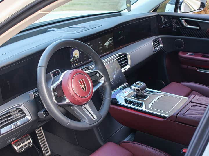 Фото 8 - Hongqi E-HS9