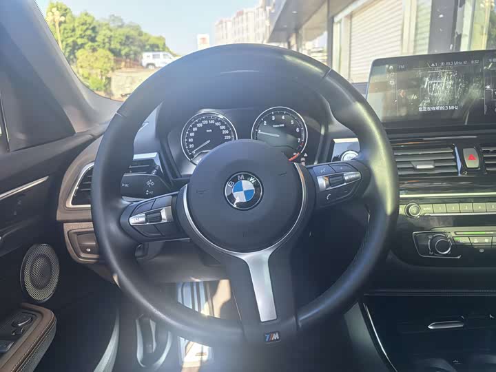 Фото 10 - BMW 1 Series