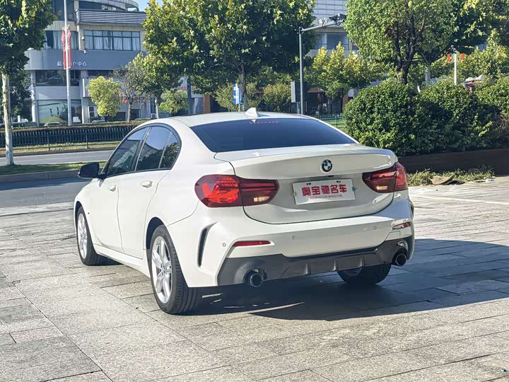 Фото 6 - BMW 1 Series