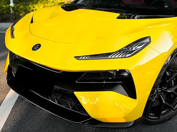 Фото 24 - Lotus Eletre