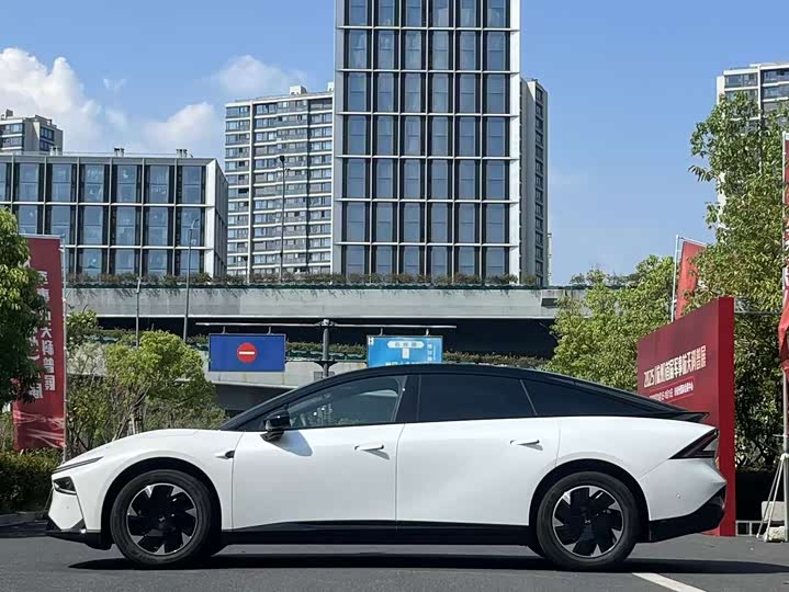 Фото 7 - XPeng F57