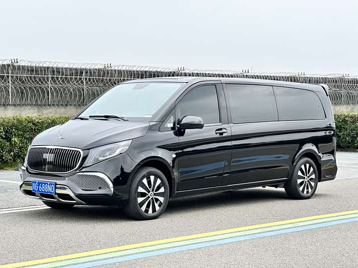 Фото 1 - Mercedes-Benz Vito