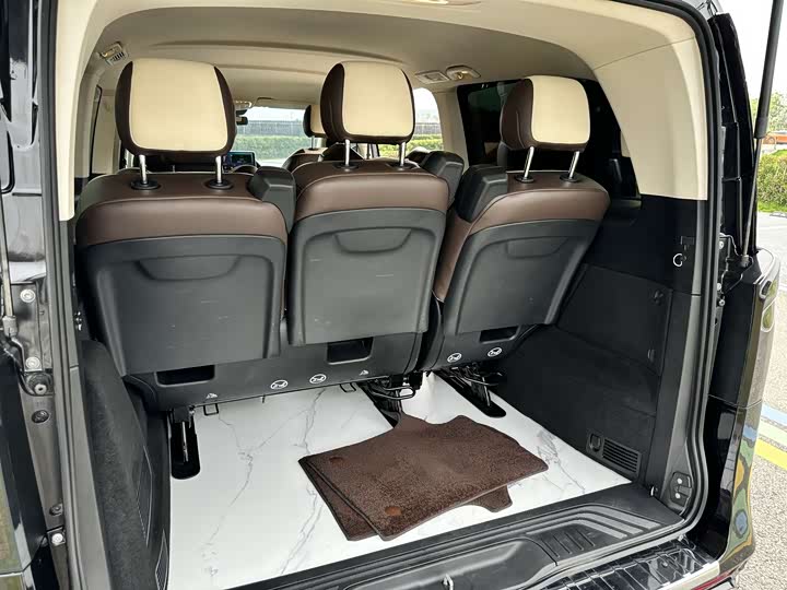 Фото 20 - Mercedes-Benz Vito