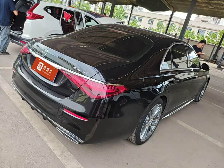 Фото 2 - Mercedes-Benz S-Class