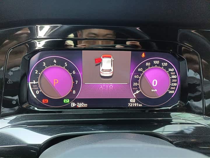 Фото 12 - Volkswagen Golf