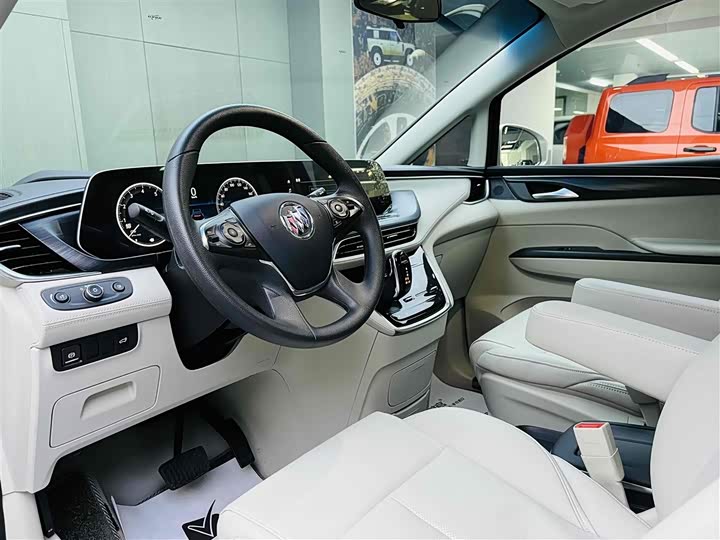 Фото 8 - Buick GL8 ES