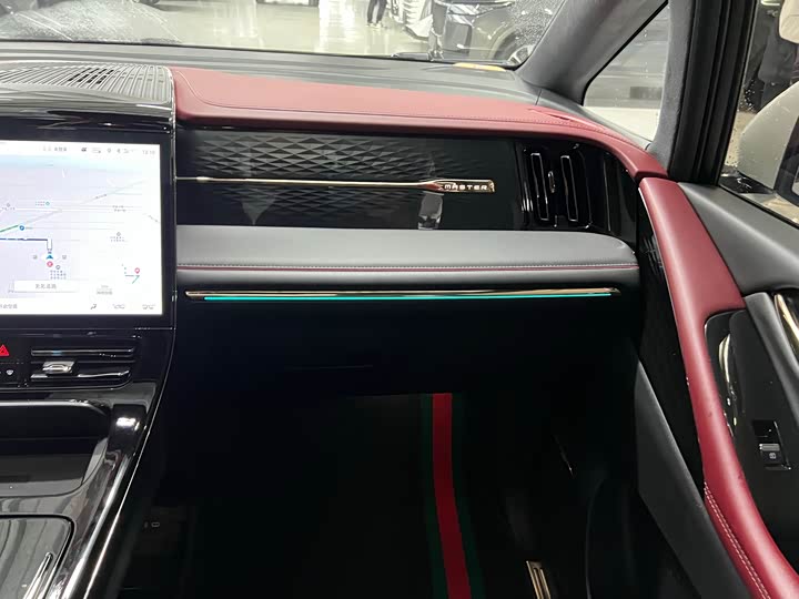 Фото 13 - GAC Trumpchi M8