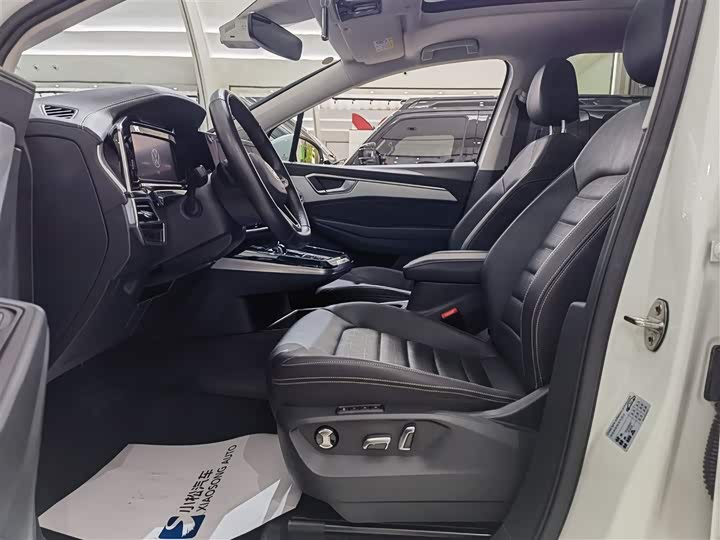 Фото 10 - Volkswagen Talagon