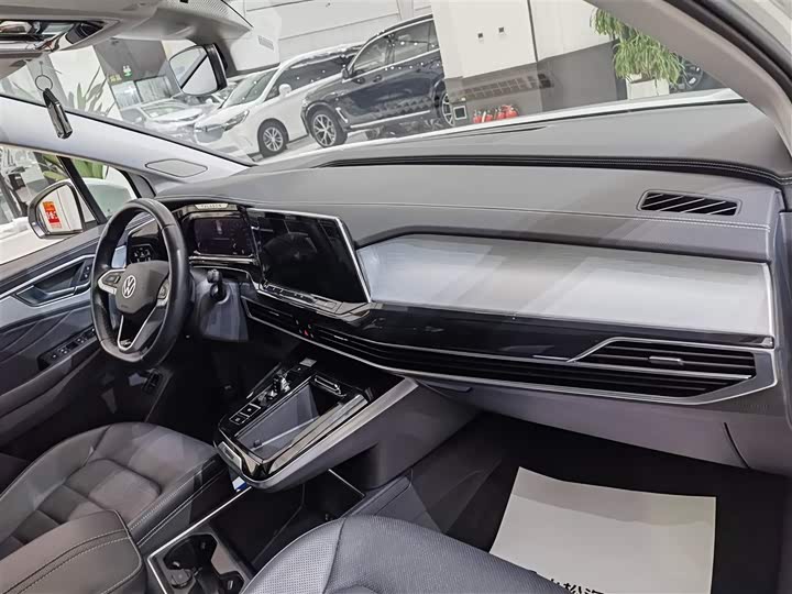 Фото 18 - Volkswagen Talagon