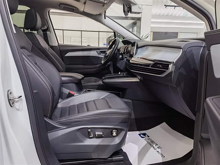 Фото 19 - Volkswagen Talagon