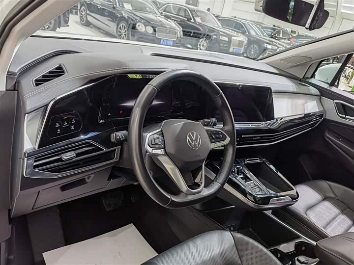 Фото 9 - Volkswagen Talagon