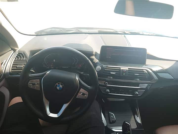 Фото 10 - BMW X3