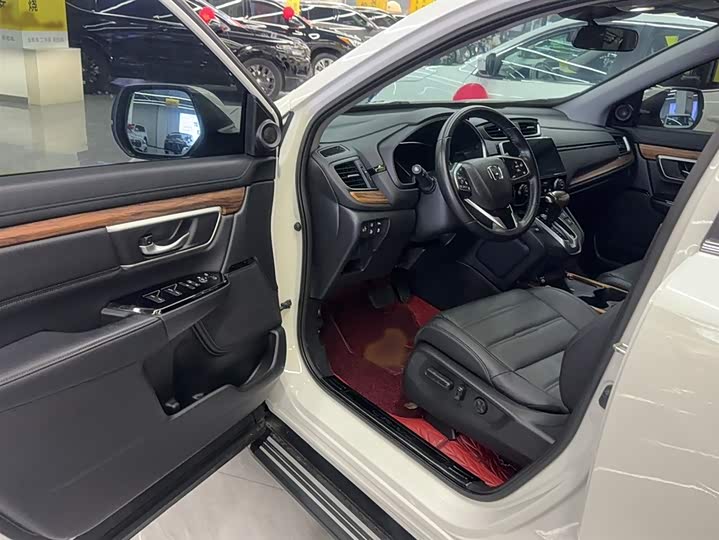 Фото 14 - Honda CR-V