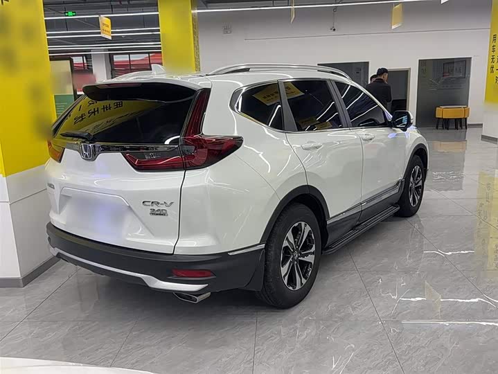 Фото 8 - Honda CR-V