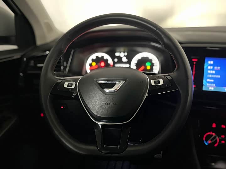 Фото 15 - Jetta VS5