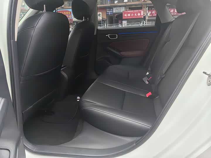 Фото 11 - Honda Civic