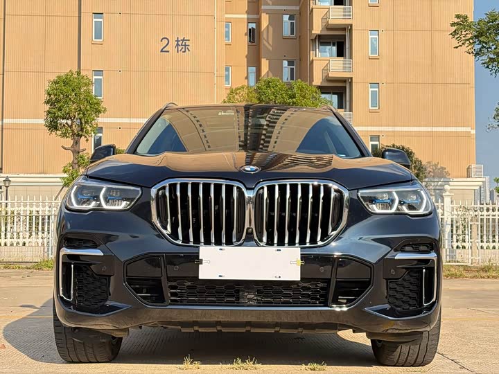 Фото 2 - BMW X5
