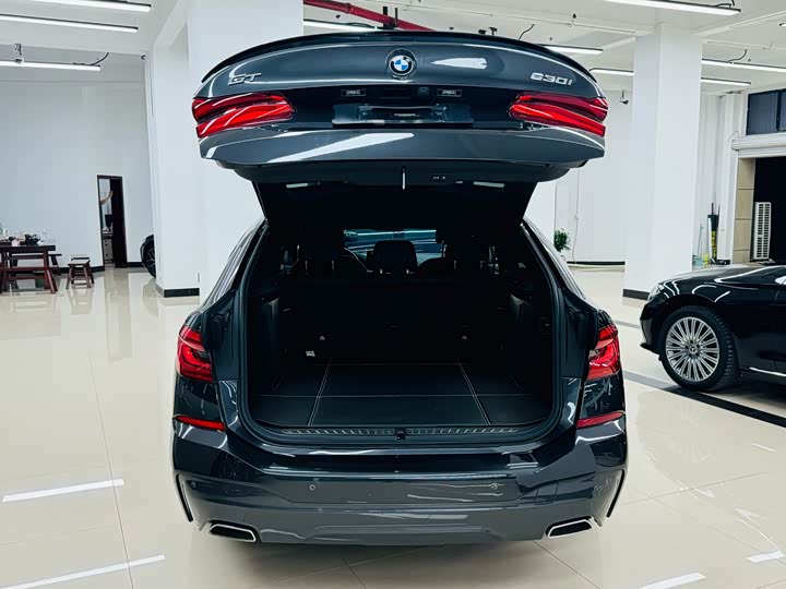 Фото 11 - BMW 6 Series GT