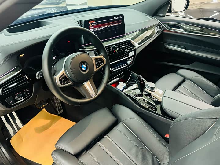 Фото 3 - BMW 6 Series GT