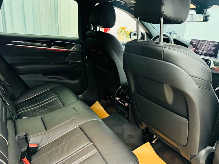 Фото 7 - BMW 6 Series GT