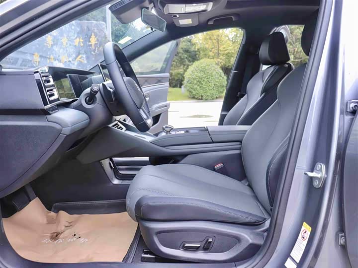 Фото 11 - BYD Qin L