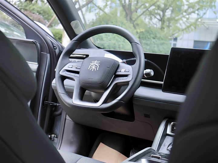 Фото 14 - BYD Qin L