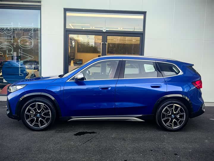 Фото 5 - BMW iX1