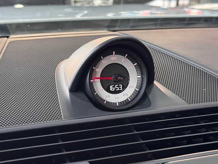 Фото 9 - Porsche Panamera