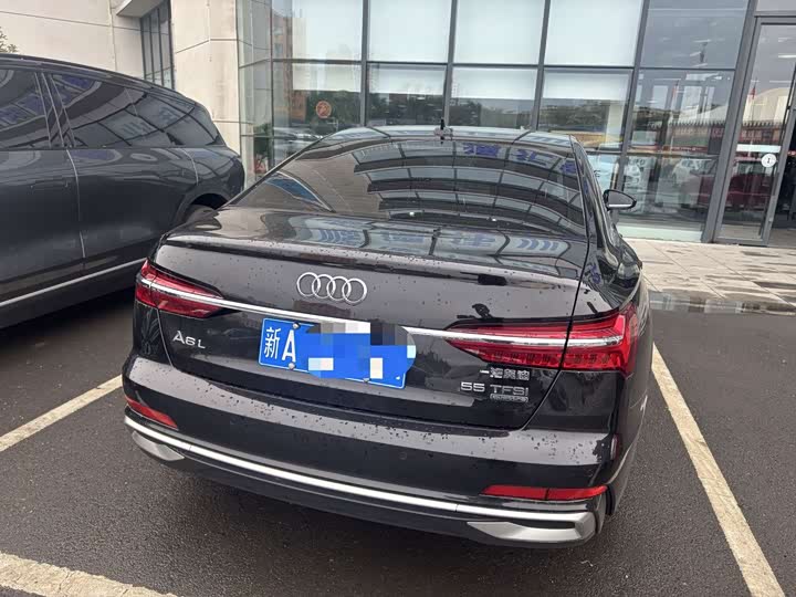 Фото 8 - Audi A6L