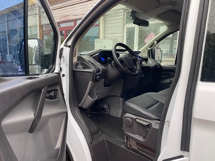 Фото 5 - Ford Transit