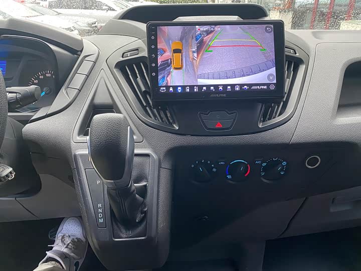 Фото 9 - Ford Transit