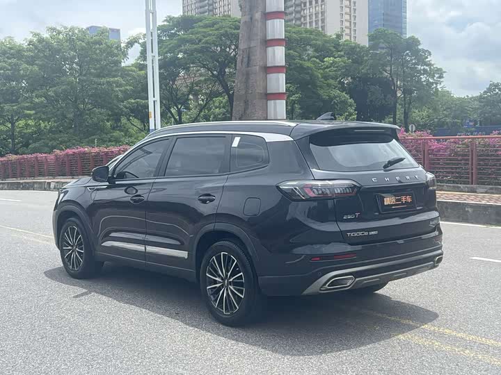 Фото 16 - Chery Tiggo 8 Plus