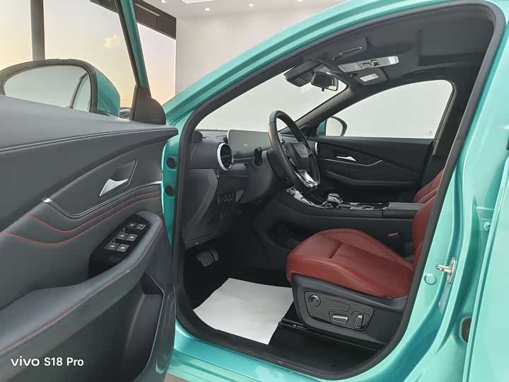 Фото 4 - Dongfeng Forthing T5 EVO