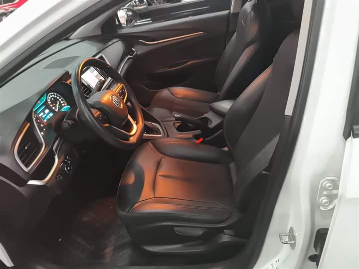 Фото 15 - Buick Excelle GT