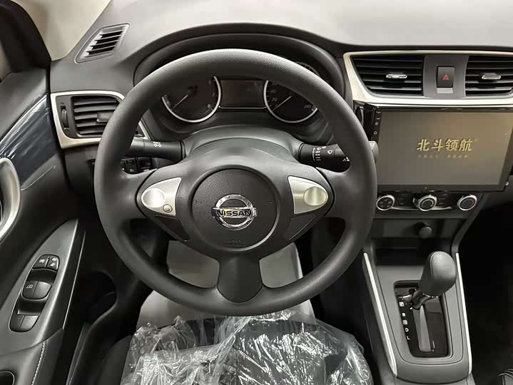 Фото 8 - Nissan Sylphy