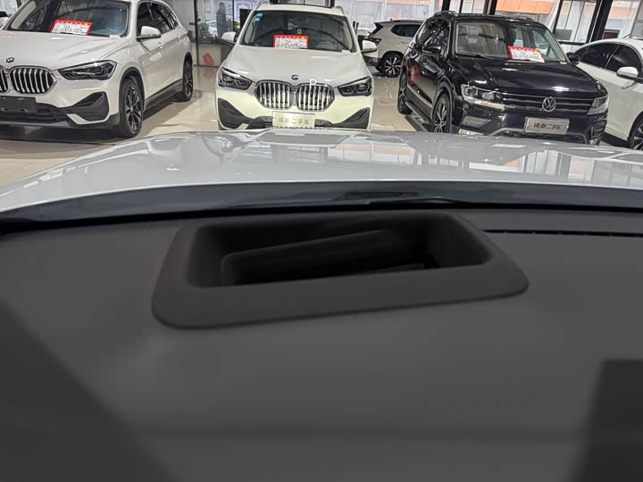 Фото 26 - LiXiang L7