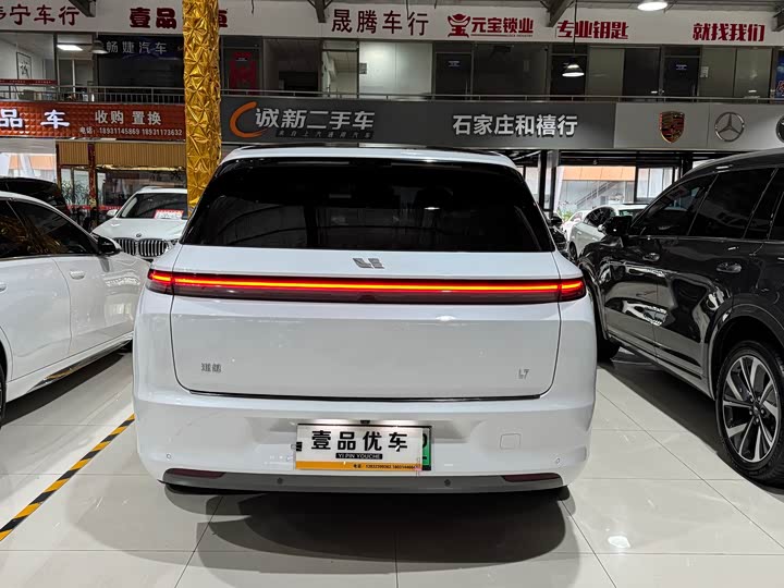 Фото 31 - LiXiang L7