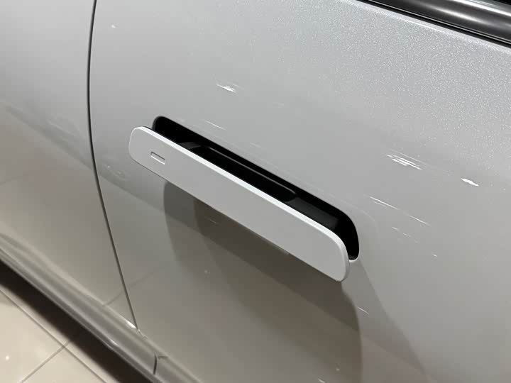 Фото 5 - LiXiang L7