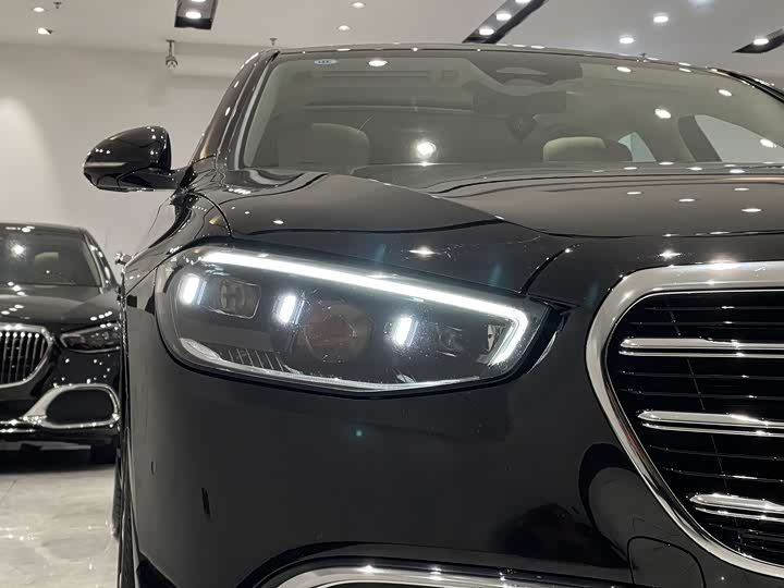 Фото 3 - Mercedes-Benz S-Class