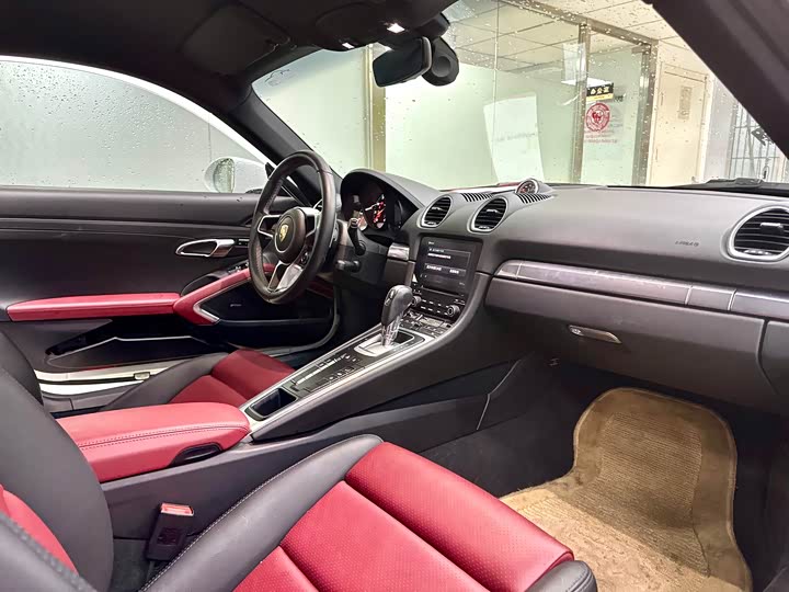 Фото 8 - Porsche 718