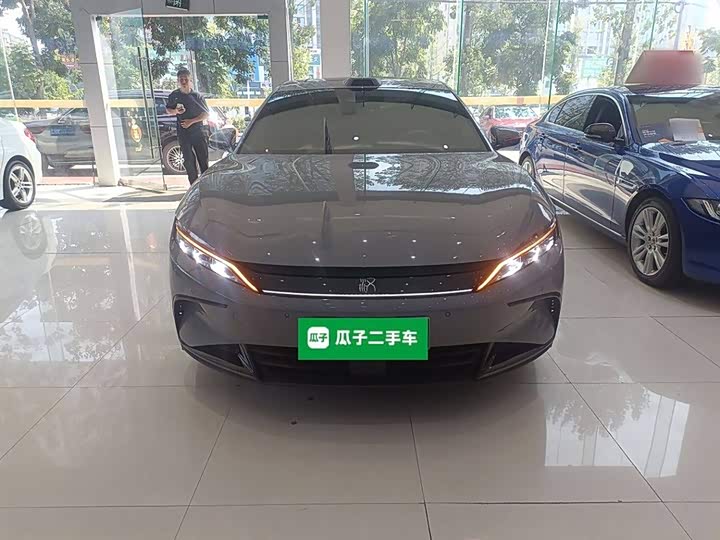 Фото 3 - BYD Han