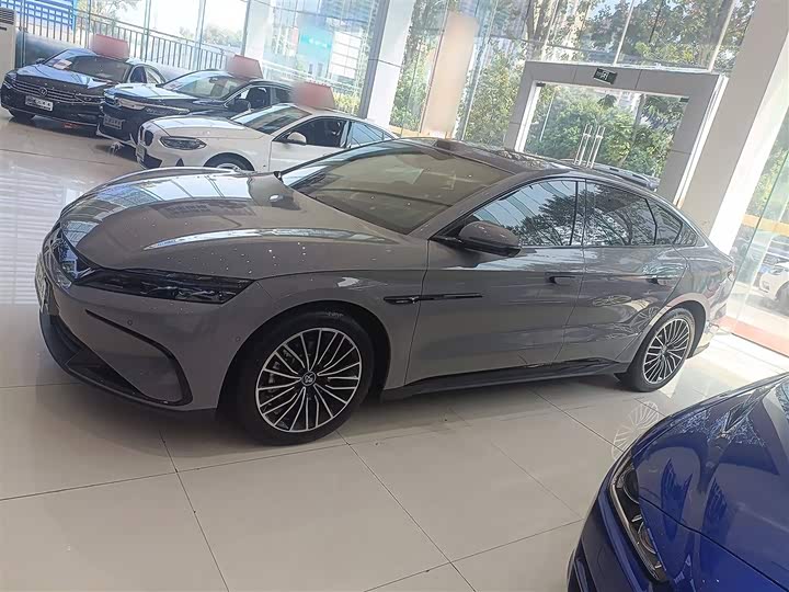 Фото 5 - BYD Han