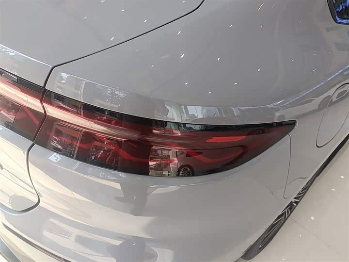 Фото 8 - BYD Han