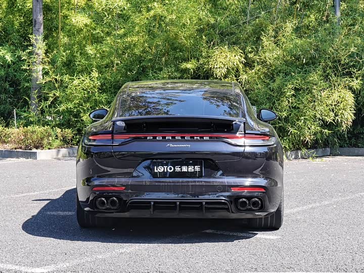 Фото 5 - Porsche Panamera