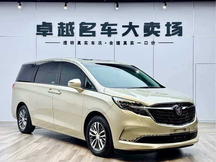 Фото 2 - Buick GL8 ES