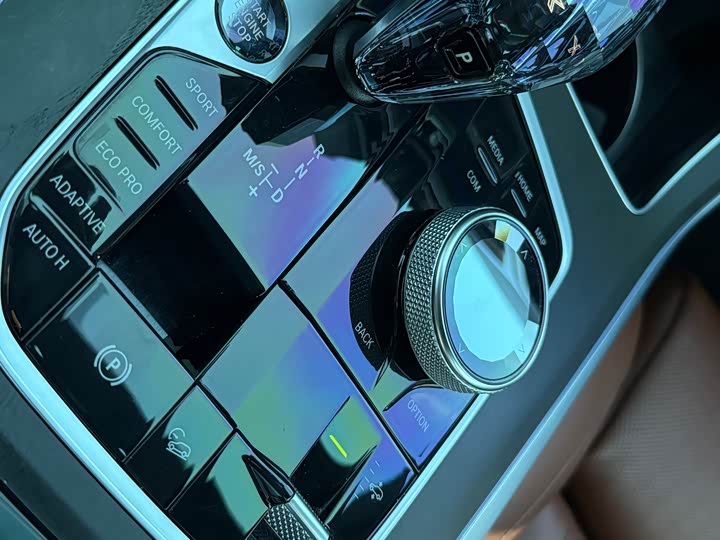 Фото 13 - BMW X7